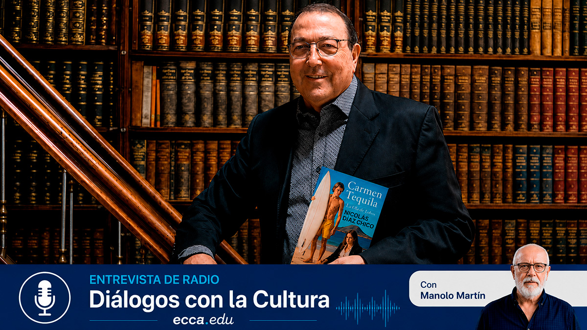Nicolás Díaz Chico durante su entrevista en el programa Diálogos con la Cultura de Radio ECCA presentando la novela Carmen Tequila: La Ola de Lobos.
